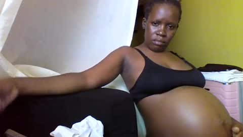 Snapshot of cinddy_14 chatting on 09/19/25, 08:49 cinddy 14 online show from 09/19/25, 08:49