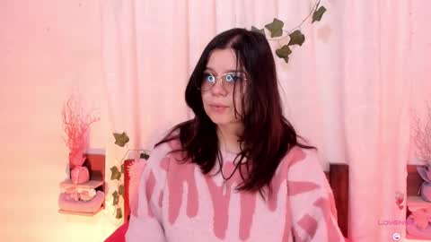 Snapshot of cinderella_lewis chatting on 02/18/25, 04:26 Sofi Eva and Mey online show from 02/18/25, 04:26