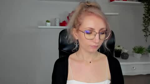 Cinderella online show from 03/12/26, 06:41