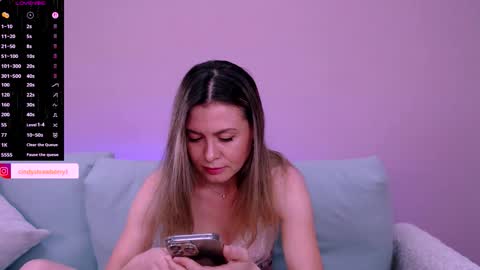 Snapshot of cindy_sweety1 chatting on 09/20/25, 04:30 Cindy    online show from 09/20/25, 04:30