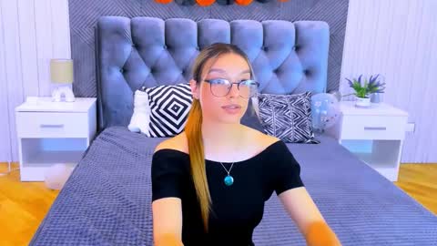 cindymori online show from 10/31/25, 02:29