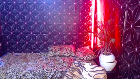 Cindy online show from 01/07/25, 02:19