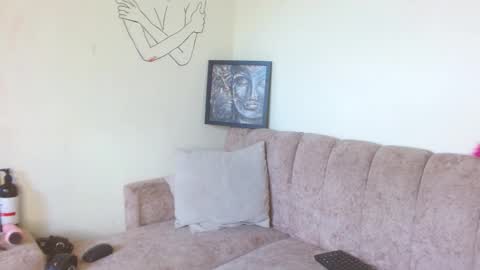 Snapshot of cinna__ chatting on 01/07/26, 04:20 cinna__ online show from 01/07/26, 04:20