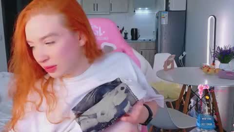 Snapshot of cinnabongirls chatting on 06/15/26, 12:40 Maddy online show from 06/15/26, 12:40