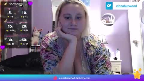 Snapshot of cinnaburwood chatting on 03/02/25, 10:14 Cinna online show from 03/02/25, 10:14