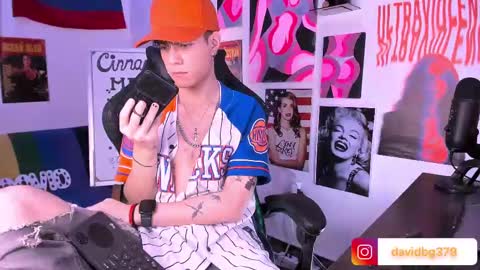 David     Independent Model online show from 02/11/25, 01:10