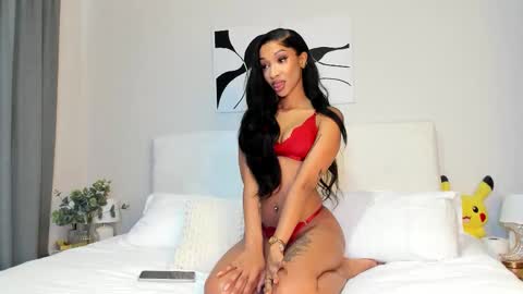 Snapshot of cinnamon_lips07 chatting on 11/30/25, 04:38 Indie online show from 11/30/25, 04:38