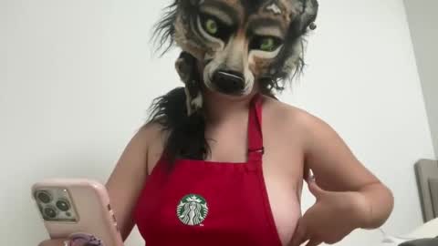 Snapshot of cinnanicos chatting on 09/13/25, 03:50 Nicky online show from 09/13/25, 03:50