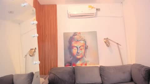 Cintia online show from 11/27/25, 12:18