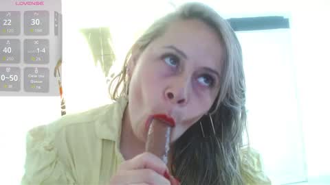 Snapshot of cinthia1609 chatting on 11/13/25, 08:19 cinthia1609 online show from 11/13/25, 08:19