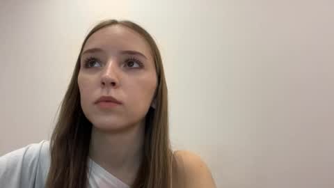 Aurora online show from 04/18/26, 07:07