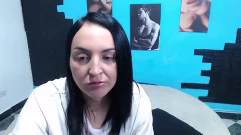 Cinthya online show from 09/18/25, 04:53
