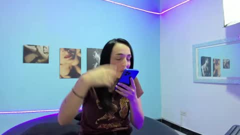 Cinthya online show from 04/15/26, 05:53