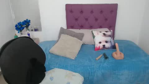 Snapshot of cinthyagomez6 chatting on 01/24/25, 11:37 cinthyagomez6 online show from 01/24/25, 11:37