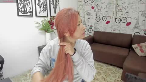 Snapshot of cintiagreyx chatting on 02/09/25, 11:36  CINTIA  online show from 02/09/25, 11:36