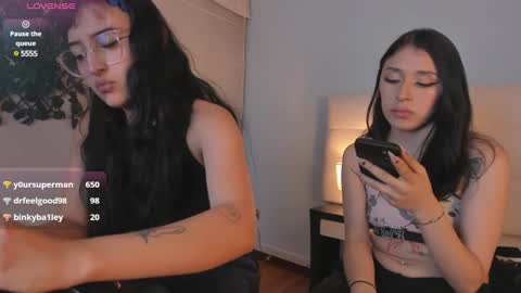Snapshot of cintya_kors chatting on 12/31/24, 06:16 Cintya online show from 12/31/24, 06:16