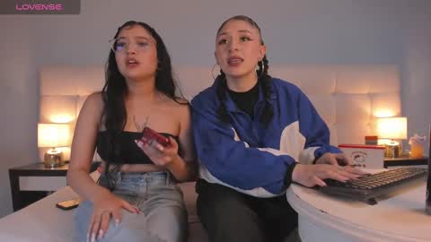 Snapshot of cintya_kors chatting on 01/10/25, 02:14 Cintya online show from 01/10/25, 02:14