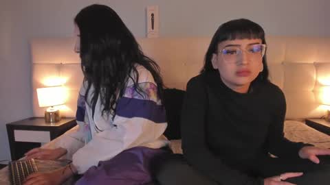Snapshot of cintya_kors chatting on 02/01/25, 03:08 Cintya online show from 02/01/25, 03:08
