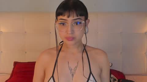 Snapshot of cintya_kors chatting on 02/26/25, 09:37 Cintya online show from 02/26/25, 09:37
