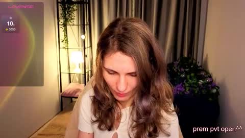 Jennie online show from 12/14/25, 01:49