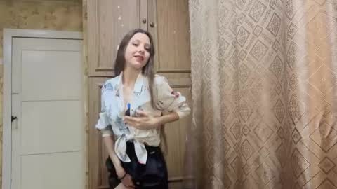 Lisa Salivan online show from 12/01/25, 11:21