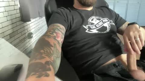 circleofsix online show from 10/06/25, 05:54