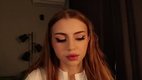 Sandy online show from 02/25/25, 02:11