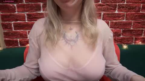 citrusblissss online show from 12/18/25, 03:12