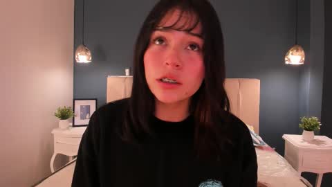 Anna online show from 02/05/26, 05:12