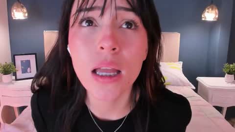 Anna online show from 02/10/26, 03:43