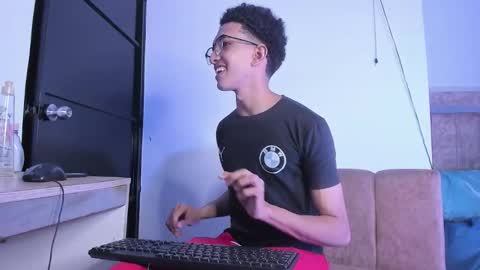 cj_davis1 online show from 10/10/25, 03:05