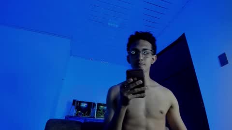 cj_davis1 online show from 11/02/25, 01:52