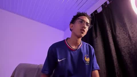 cj_davis1 online show from 11/09/25, 08:23