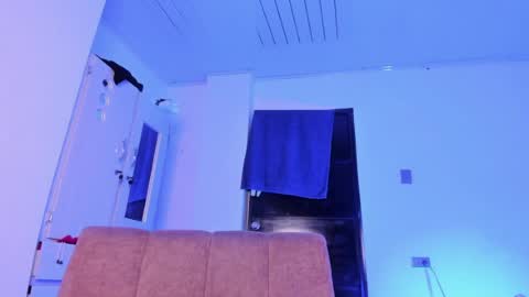 cj_davis1 online show from 04/24/26, 03:09