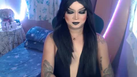 QUEEN CESS online show from 04/22/26, 08:28