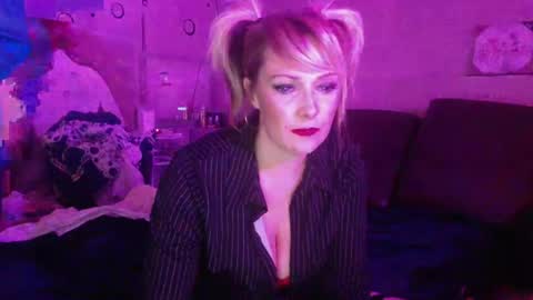 Snapshot of cj_wunderlust chatting on 10/08/25, 02:53 cj_wunderlust online show from 10/08/25, 02:53