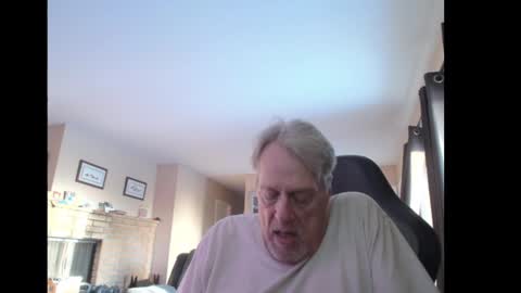 Snapshot of cjscout chatting on 12/06/24, 09:57 cjscout online show from 12/06/24, 09:57