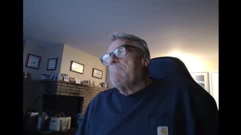 Snapshot of cjscout chatting on 01/15/25, 08:41 cjscout online show from 01/15/25, 08:41