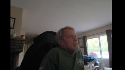 Snapshot of cjscout chatting on 09/27/25, 06:57 cjscout online show from 09/27/25, 06:57