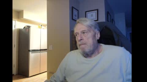 Snapshot of cjscout chatting on 11/03/25, 05:03 cjscout online show from 11/03/25, 05:03