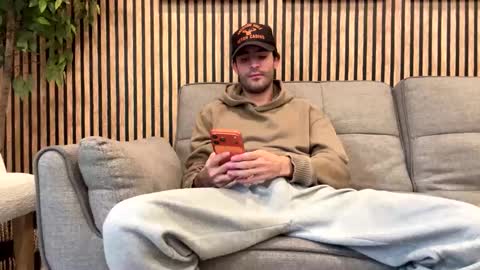 Snapshot of ckeefer96 chatting on 03/19/26, 08:24 ckeefer96 online show from 03/19/26, 08:24