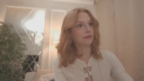 Claire Bennett online show from 10/08/25, 03:37