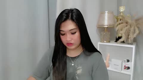 CLAIRE online show from 05/01/26, 05:12