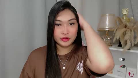 CLAIRE online show from 05/11/26, 03:45