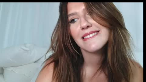 clairerae3 online show from 04/23/26, 08:00