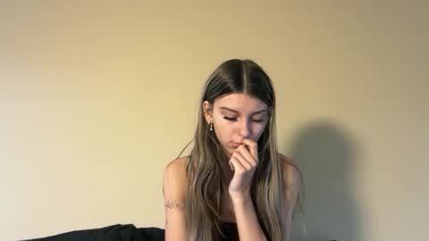 clairewalkerr online show from 11/29/25, 07:39