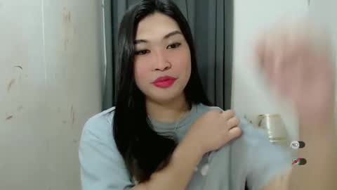 CLAIRE online show from 10/05/25, 05:06