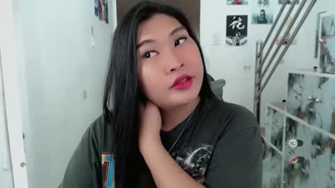 CLAIRE online show from 02/15/26, 07:51