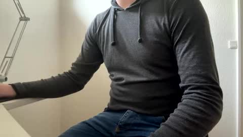 clamshive7 online show from 11/02/25, 01:35