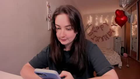 Snapshot of clandes_tina chatting on 07/12/26, 09:28 clandes_tina online show from 07/12/26, 09:28
